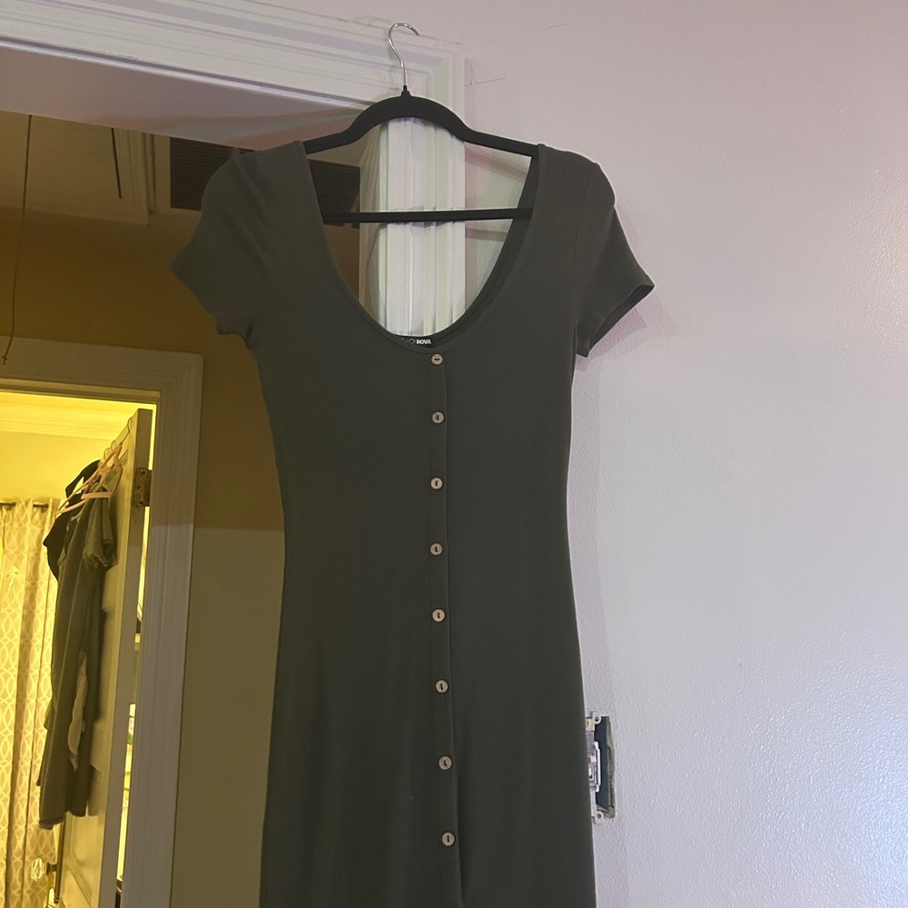 Ribbed Button Front Midi Light Sweater Dress Olive Green Size M